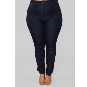 Dark wash skinny jeans